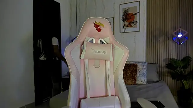 CameronCollins  online show from 11-16-25, 07:51