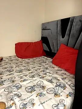 morrocoXcute online show from 10-17-25, 06:50