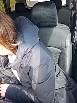 Ellie-L-Elizabeth online show from 03-18-26, 05:47