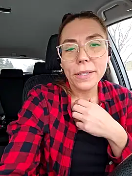 Ellie-L-Elizabeth online show from 02-18-25, 08:36