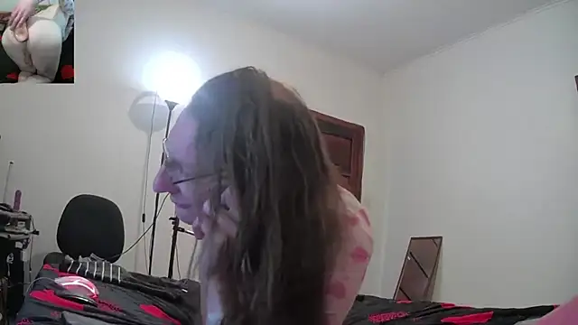 CDAdalyn online show from 10-14-25, 03:18