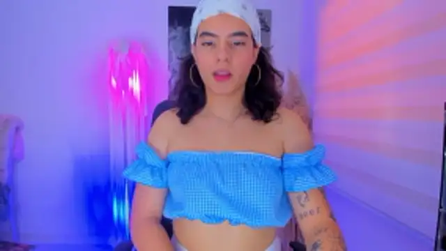 alask pears0 online show from 11-10-25, 04:45