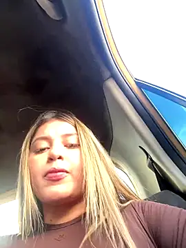 lunablossom  online show from 10-16-25, 09:12