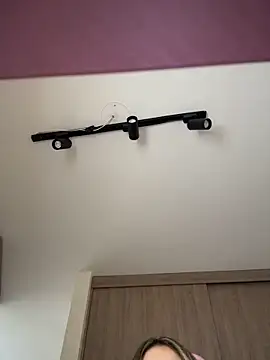 lunablossom  online show from 01-15-26, 08:34