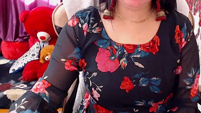 Naughty Kashish online show from 02-19-26, 05:37