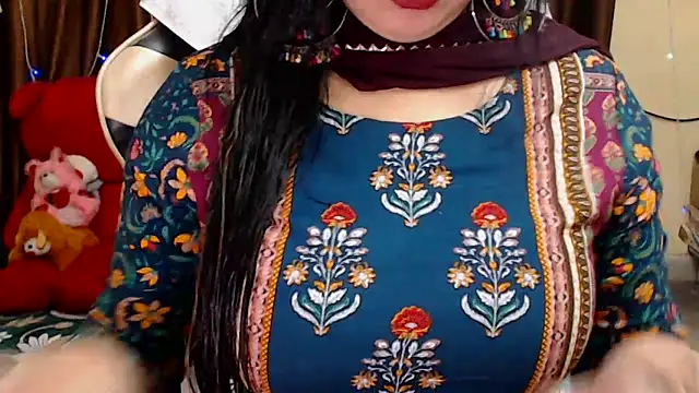 Naughty Kashish online show from 11-12-25, 06:17