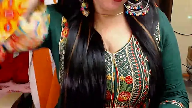 Naughty Kashish online show from 09-18-25, 09:01