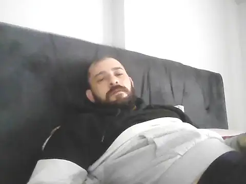 NiiiRvaNaa online show from 11-13-25, 05:22