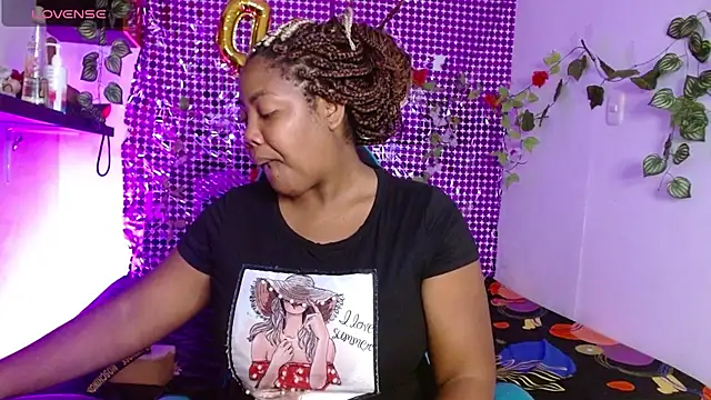 niawk  online show from 11-21-25, 01:43