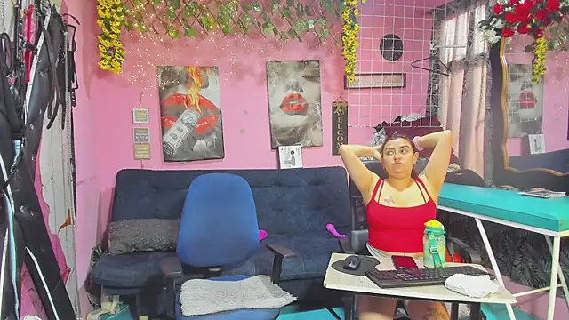 lesbiancuple online show from 05-26-26, 01:20