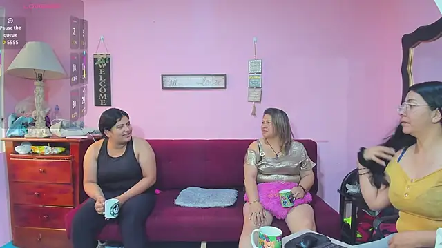 lesbiancuple online show from 11-11-25, 01:06