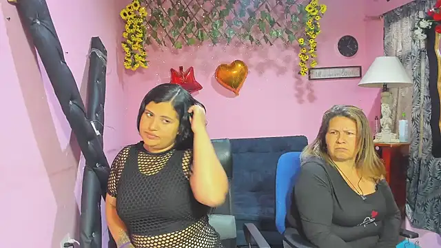 lesbiancuple online show from 02-24-26, 12:28