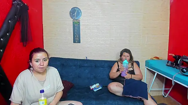 Snapshot of lesbiancuple chatting on 09-24-25, 01:02 lesbiancuple online show from 09-24-25, 01:02