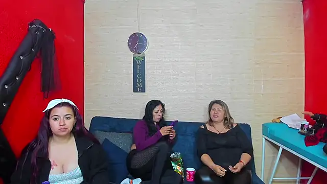 Snapshot of lesbiancuple chatting on 09-22-25, 12:16 lesbiancuple online show from 09-22-25, 12:16