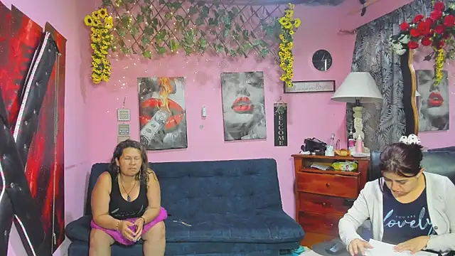 lesbiancuple online show from 04-14-26, 11:48