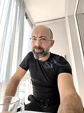 Snapshot of dangerx45 chatting on 04-02-26, 11:06 dangerx45 online show from 04-02-26, 11:06