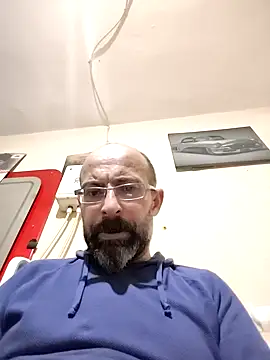 Snapshot of dangerx45 chatting on 04-08-26, 05:03 dangerx45 online show from 04-08-26, 05:03