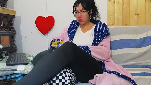 SquirtyMellissaLabia online show from 02-21-26, 04:25