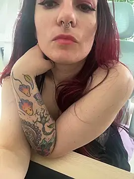 LunaMoongirl online show from 03-12-26, 01:26