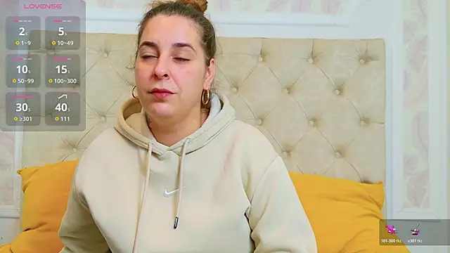 KarinaNoir online show from 11-06-25, 03:43