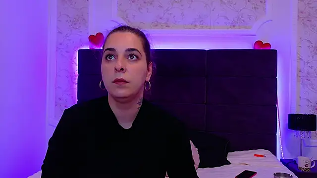 KarinaNoir online show from 05-14-26, 03:47