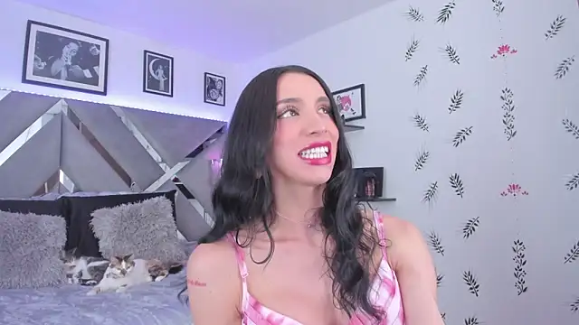 Snapshot of im_jessica_cherry_ chatting on 01-31-25, 01:22 im jessica cherry online show from 01-31-25, 01:22