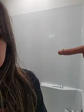 AriannaPena online show from 03-10-25, 05:43