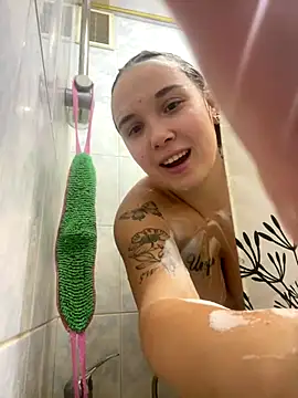 Sandra SW  online show from 12-15-25, 01:50