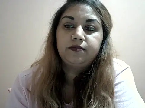 Snapshot of bellachow10 chatting on 11-08-25, 05:38 bellachow10 online show from 11-08-25, 05:38