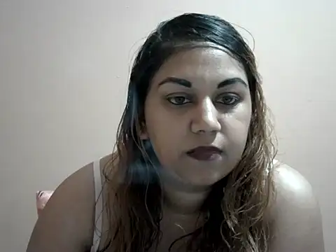 Snapshot of bellachow10 chatting on 11-07-25, 09:03 bellachow10 online show from 11-07-25, 09:03