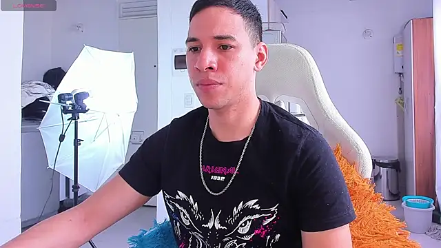 petter coleman  online show from 12-22-25, 07:14