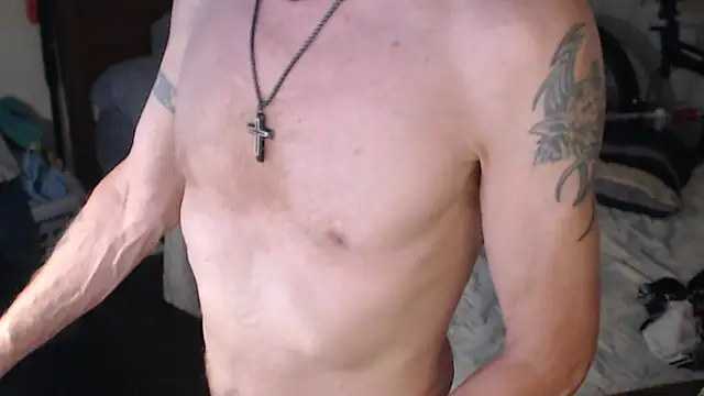 QueenDenizeAndTheCaptain online show from 09-10-25, 03:27