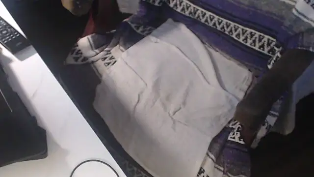 QueenDenizeAndTheCaptain online show from 10-02-25, 05:55