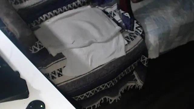 QueenDenizeAndTheCaptain online show from 10-22-25, 06:46