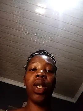 Snapshot of SheisBlacq chatting on 09-17-25, 08:33 SheisBlacq online show from 09-17-25, 08:33