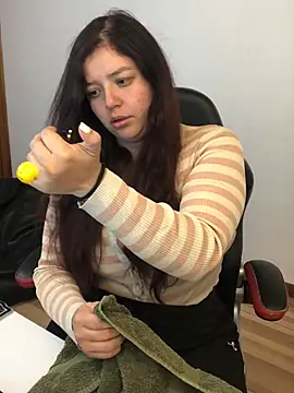 kayortiiz online show from 05-10-26, 12:47
