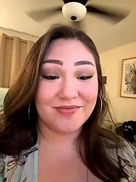 Snapshot of RosieDixx chatting on 10-05-25, 04:47 RosieDixx online show from 10-05-25, 04:47