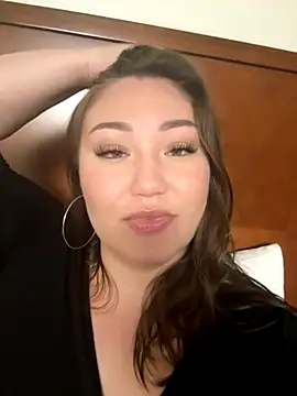 Snapshot of RosieDixx chatting on 10-11-25, 05:19 RosieDixx online show from 10-11-25, 05:19