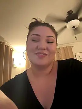 Snapshot of RosieDixx chatting on 09-23-25, 05:03 RosieDixx online show from 09-23-25, 05:03