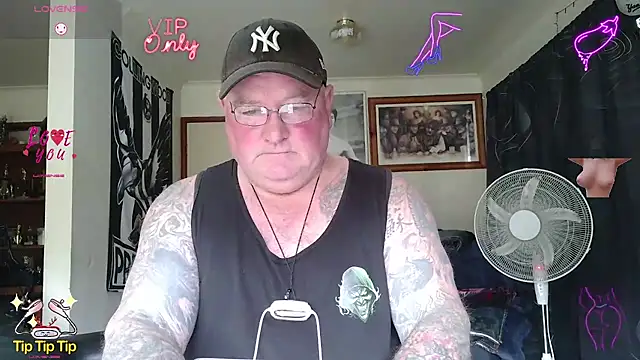 Snapshot of HOTANAL chatting on 07-16-26, 03:03 HOTANAL online show from 07-16-26, 03:03