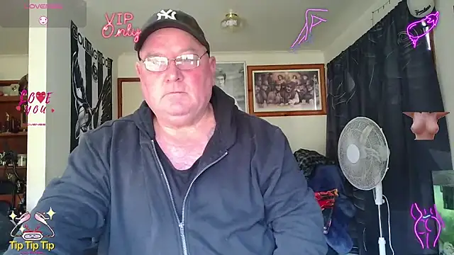 Snapshot of HOTANAL chatting on 07-08-26, 02:24 HOTANAL online show from 07-08-26, 02:24