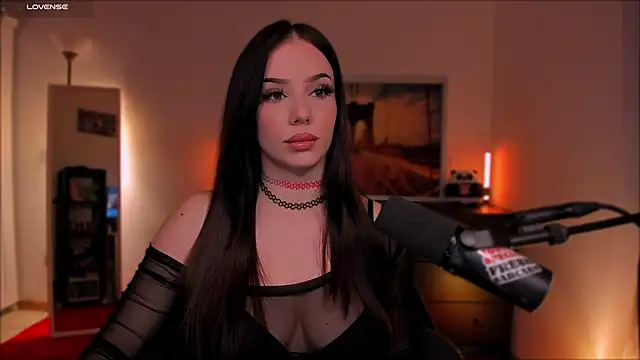 SofiRusselle online show from 02-22-26, 07:15