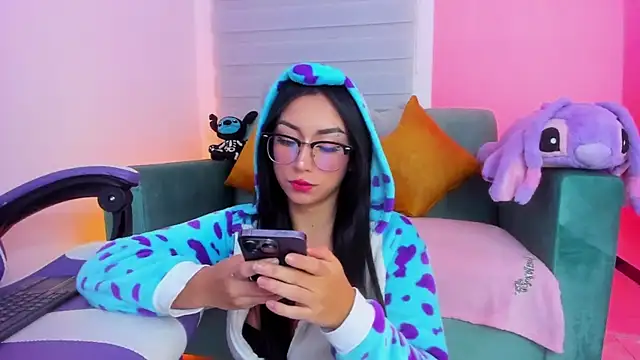 sophie cute66 online show from 12-16-25, 06:39