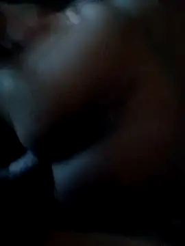 Snapshot of yellowwetfox chatting on 10-25-25, 01:45 yellowwetfox online show from 10-25-25, 01:45