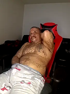 Snapshot of yellowwetfox chatting on 02-10-26, 02:16 yellowwetfox online show from 02-10-26, 02:16