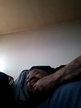 Snapshot of yellowwetfox chatting on 03-22-25, 10:37 yellowwetfox online show from 03-22-25, 10:37