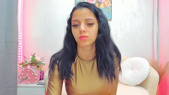 Snapshot of Sarabecker chatting on 04-10-26, 10:55 Sarabecker online show from 04-10-26, 10:55