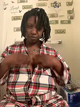 Snapshot of markquanna chatting on 05-26-26, 01:15 markquanna online show from 05-26-26, 01:15