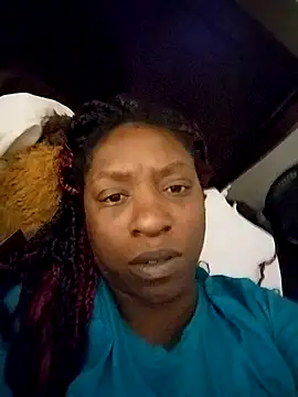 Snapshot of markquanna chatting on 09-23-25, 12:23 markquanna online show from 09-23-25, 12:23