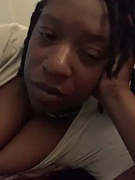 Snapshot of markquanna chatting on 06-14-26, 03:02 markquanna online show from 06-14-26, 03:02